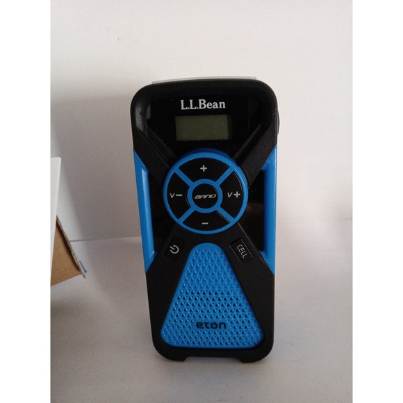 L.L. Bean weather alert radio, charges smartphones - Picture 4 of 7